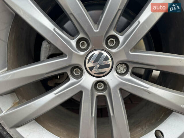 Черный Фольксваген Пассат, объемом двигателя 1.98 л и пробегом 25 тыс. км за 16399 $, фото 37 на Automoto.ua