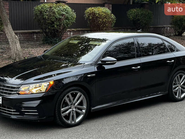 Черный Фольксваген Пассат, объемом двигателя 1.98 л и пробегом 110 тыс. км за 16000 $, фото 6 на Automoto.ua