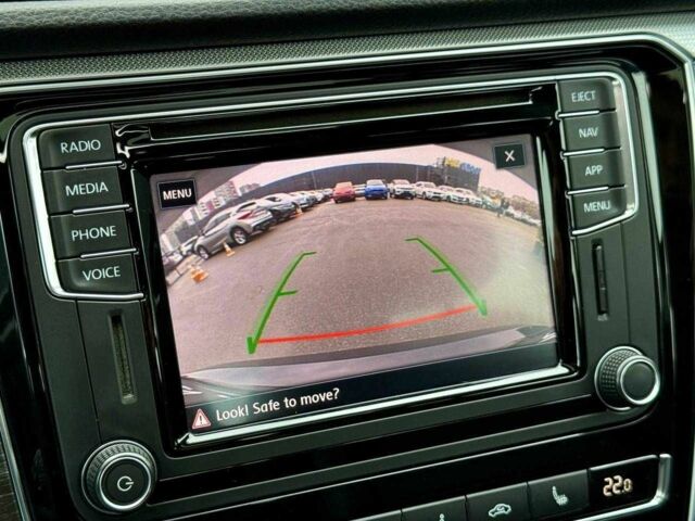 Чорний Фольксваген Пассат, об'ємом двигуна 2 л та пробігом 127 тис. км за 15500 $, фото 13 на Automoto.ua