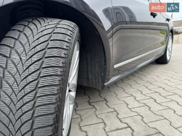 Чорний Фольксваген Пассат, об'ємом двигуна 2 л та пробігом 145 тис. км за 17200 $, фото 2 на Automoto.ua