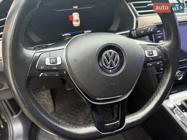 Черный Фольксваген Пассат, объемом двигателя 2 л и пробегом 258 тыс. км за 19500 $, фото 16 на Automoto.ua