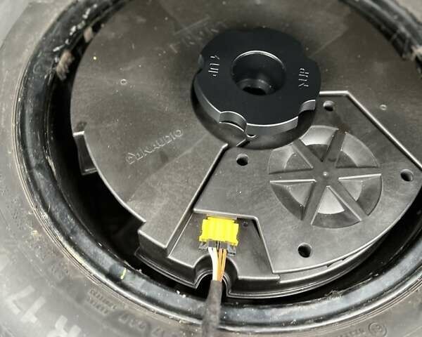 Черный Фольксваген Пассат, объемом двигателя 2 л и пробегом 176 тыс. км за 22300 $, фото 56 на Automoto.ua