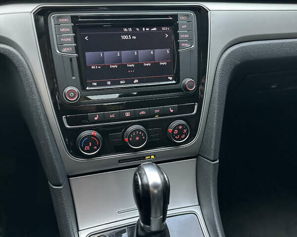 Фольксваген Пассат 2018 в Фастове на Automoto.ua Черный Фольксваген Пассат, объемом двигателя 1.98 л и пробегом 124 тыс. км за 13750 $, фото 17 на Automoto.ua