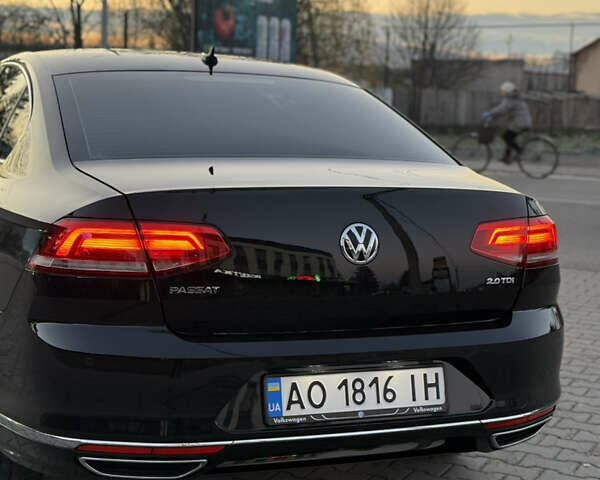 Черный Фольксваген Пассат, объемом двигателя 2 л и пробегом 196 тыс. км за 18800 $, фото 12 на Automoto.ua