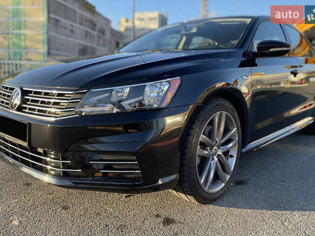 Черный Фольксваген Пассат, объемом двигателя 2 л и пробегом 96 тыс. км за 13400 $, фото 1 на Automoto.ua