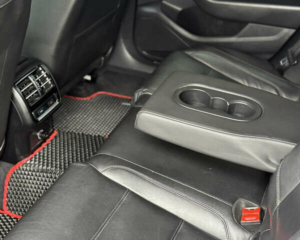 Черный Фольксваген Пассат, объемом двигателя 1.97 л и пробегом 225 тыс. км за 15950 $, фото 129 на Automoto.ua