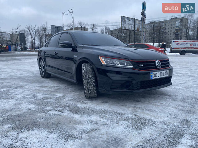 Черный Фольксваген Пассат, объемом двигателя 3.6 л и пробегом 40 тыс. км за 21000 $, фото 3 на Automoto.ua