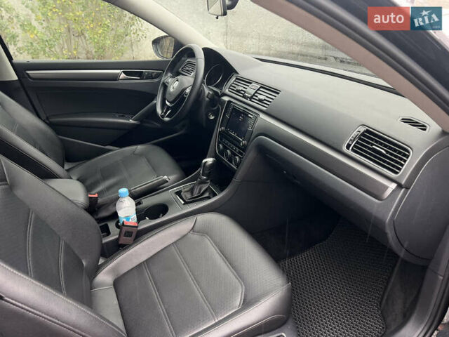 Чорний Фольксваген Пассат, об'ємом двигуна 2 л та пробігом 153 тис. км за 11900 $, фото 47 на Automoto.ua