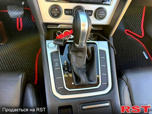 Черный Фольксваген Пассат, объемом двигателя 2 л и пробегом 225 тыс. км за 15500 $, фото 6 на Automoto.ua