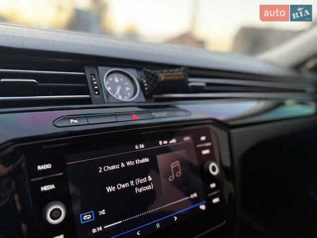 Черный Фольксваген Пассат, объемом двигателя 2 л и пробегом 196 тыс. км за 18800 $, фото 40 на Automoto.ua