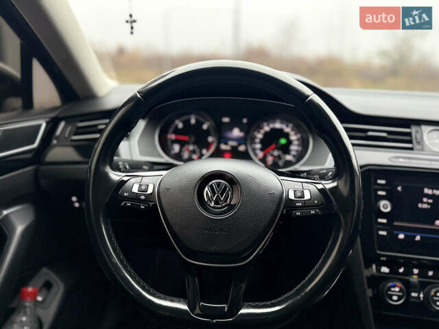 Черный Фольксваген Пассат, объемом двигателя 2 л и пробегом 196 тыс. км за 18800 $, фото 58 на Automoto.ua