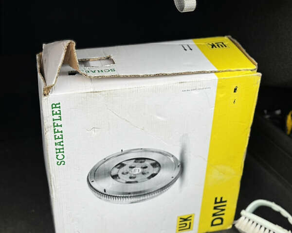 Черный Фольксваген Пассат, объемом двигателя 1.97 л и пробегом 225 тыс. км за 15950 $, фото 120 на Automoto.ua