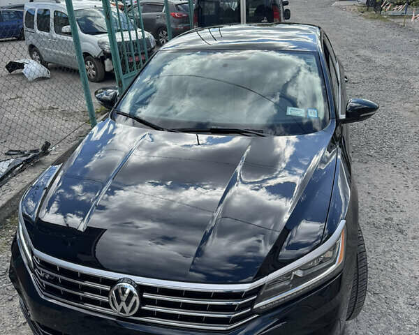 Черный Фольксваген Пассат, объемом двигателя 1.98 л и пробегом 25 тыс. км за 16399 $, фото 12 на Automoto.ua