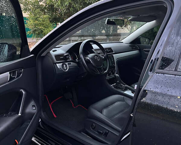 Чорний Фольксваген Пассат, об'ємом двигуна 2 л та пробігом 148 тис. км за 14300 $, фото 7 на Automoto.ua