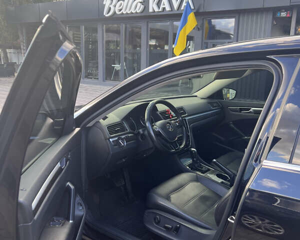 Черный Фольксваген Пассат, объемом двигателя 1.98 л и пробегом 335 тыс. км за 13000 $, фото 26 на Automoto.ua