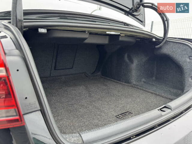 Чорний Фольксваген Пассат, об'ємом двигуна 2 л та пробігом 145 тис. км за 17200 $, фото 21 на Automoto.ua