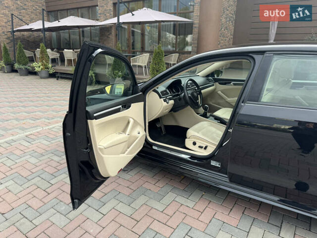 Черный Фольксваген Пассат, объемом двигателя 1.98 л и пробегом 25 тыс. км за 16399 $, фото 18 на Automoto.ua