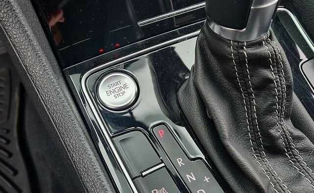 Фольксваген Пассат 2018 в Одессе на Automoto.ua Черный Фольксваген Пассат, объемом двигателя 3.6 л и пробегом 156 тыс. км за 12500 $, фото 12 на Automoto.ua