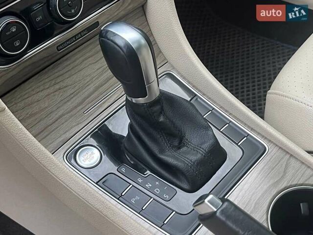 Чорний Фольксваген Пассат, об'ємом двигуна 2 л та пробігом 162 тис. км за 13790 $, фото 19 на Automoto.ua