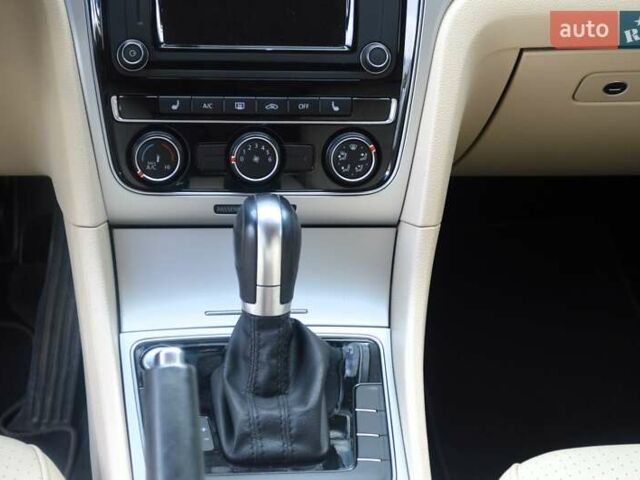 Чорний Фольксваген Пассат, об'ємом двигуна 2 л та пробігом 99 тис. км за 15300 $, фото 28 на Automoto.ua