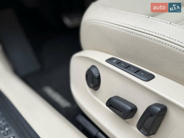 Чорний Фольксваген Пассат, об'ємом двигуна 2 л та пробігом 145 тис. км за 17200 $, фото 42 на Automoto.ua