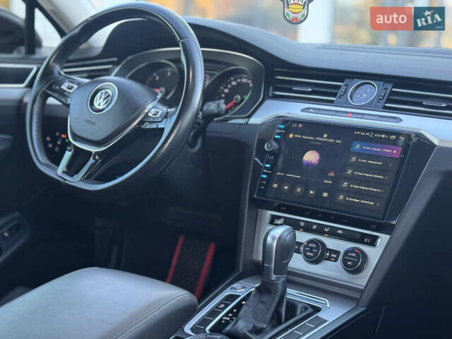 Черный Фольксваген Пассат, объемом двигателя 1.97 л и пробегом 225 тыс. км за 15950 $, фото 64 на Automoto.ua