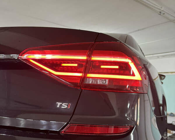 Черный Фольксваген Пассат, объемом двигателя 1.98 л и пробегом 25 тыс. км за 16399 $, фото 8 на Automoto.ua