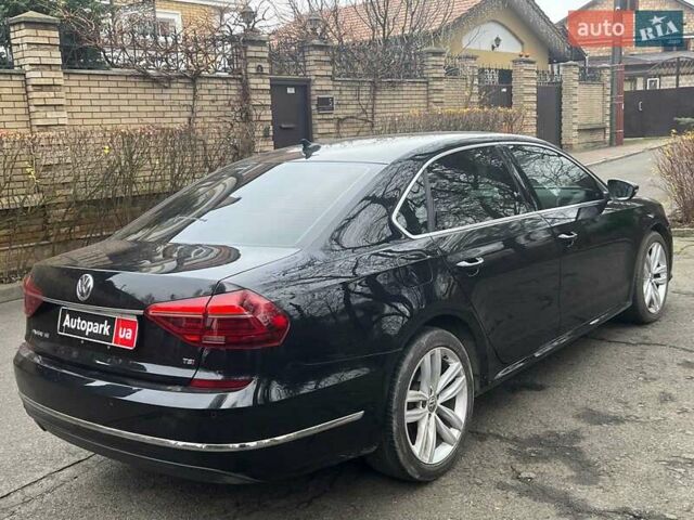 Чорний Фольксваген Пассат, об'ємом двигуна 2 л та пробігом 162 тис. км за 13790 $, фото 7 на Automoto.ua