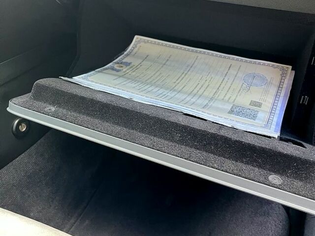 Черный Фольксваген Пассат, объемом двигателя 1.8 л и пробегом 103 тыс. км за 18500 $, фото 13 на Automoto.ua