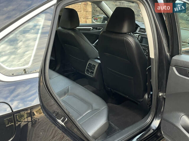 Чорний Фольксваген Пассат, об'ємом двигуна 2 л та пробігом 147 тис. км за 11900 $, фото 29 на Automoto.ua