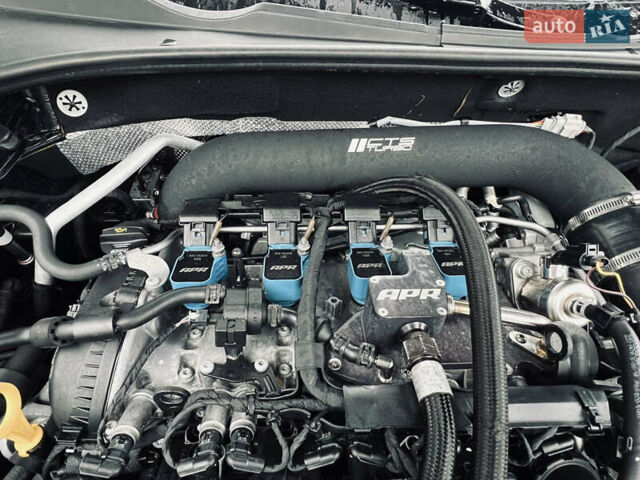 Чорний Фольксваген Пассат, об'ємом двигуна 2 л та пробігом 153 тис. км за 11900 $, фото 59 на Automoto.ua