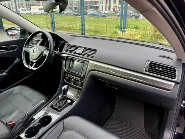 Чорний Фольксваген Пассат, об'ємом двигуна 2 л та пробігом 127 тис. км за 15500 $, фото 20 на Automoto.ua