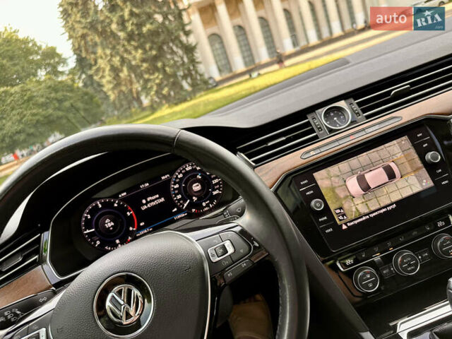 Черный Фольксваген Пассат, объемом двигателя 1.97 л и пробегом 142 тыс. км за 25500 $, фото 31 на Automoto.ua