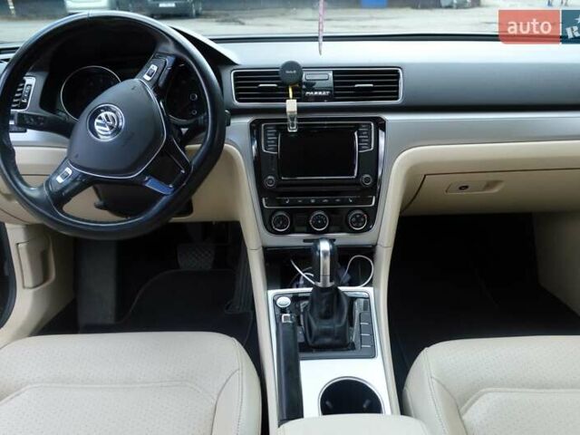 Чорний Фольксваген Пассат, об'ємом двигуна 2 л та пробігом 99 тис. км за 15300 $, фото 25 на Automoto.ua