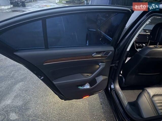 Черный Фольксваген Пассат, объемом двигателя 2 л и пробегом 258 тыс. км за 19500 $, фото 11 на Automoto.ua