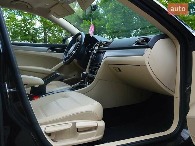 Чорний Фольксваген Пассат, об'ємом двигуна 2 л та пробігом 99 тис. км за 15300 $, фото 19 на Automoto.ua