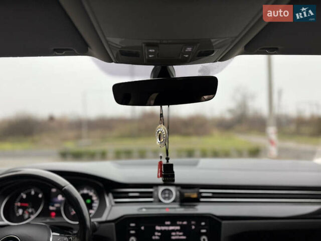 Черный Фольксваген Пассат, объемом двигателя 2 л и пробегом 196 тыс. км за 18800 $, фото 57 на Automoto.ua