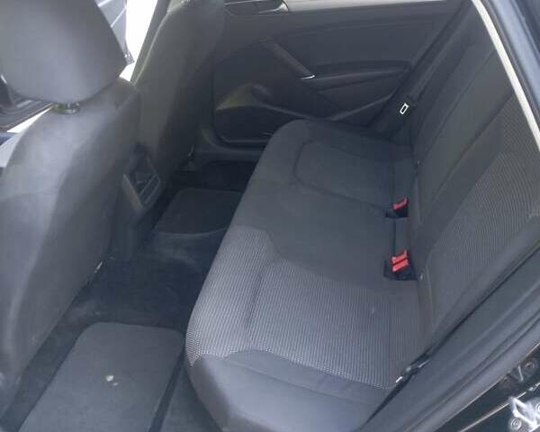 Черный Фольксваген Пассат, объемом двигателя 2 л и пробегом 151 тыс. км за 14300 $, фото 5 на Automoto.ua