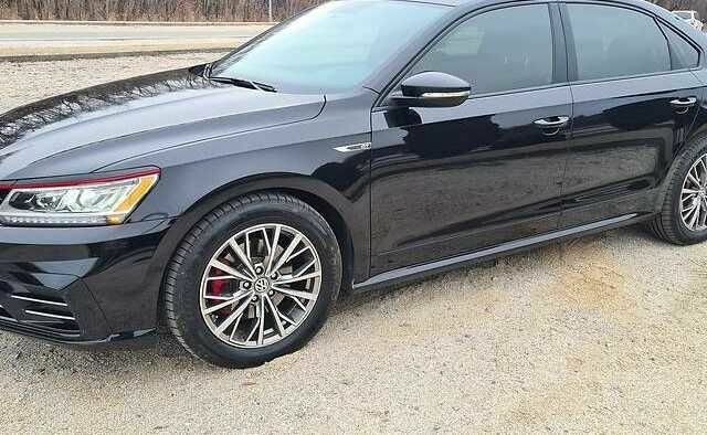 Фольксваген Пассат 2018 в Одессе на Automoto.ua Черный Фольксваген Пассат, объемом двигателя 3.6 л и пробегом 156 тыс. км за 12500 $, фото 4 на Automoto.ua