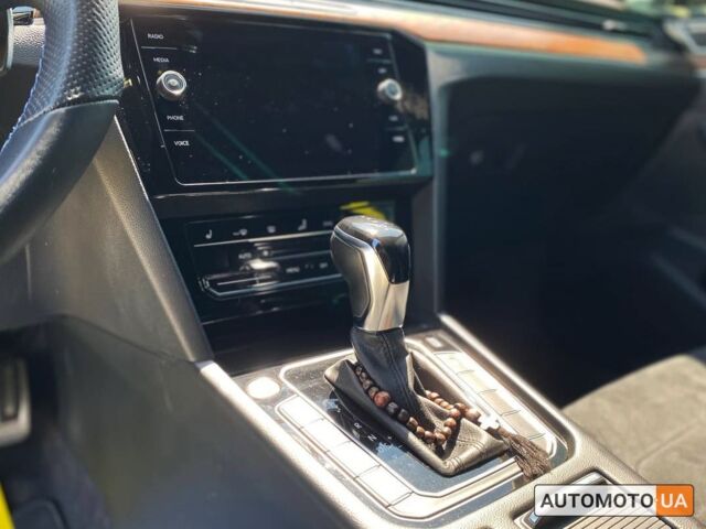 Чорний Фольксваген Пассат, об'ємом двигуна 1.8 л та пробігом 195 тис. км за 21000 $, фото 11 на Automoto.ua