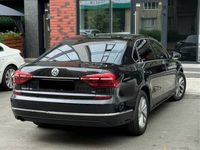 Черный Фольксваген Пассат, объемом двигателя 2 л и пробегом 200 тыс. км за 15112 $, фото 3 на Automoto.ua