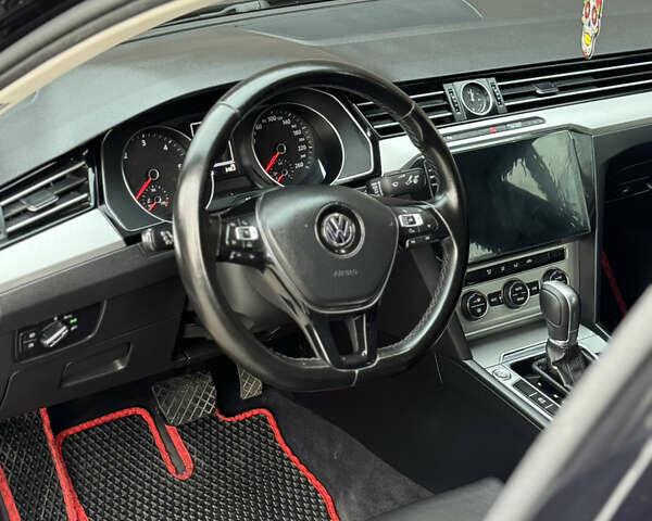 Черный Фольксваген Пассат, объемом двигателя 1.97 л и пробегом 225 тыс. км за 15950 $, фото 128 на Automoto.ua