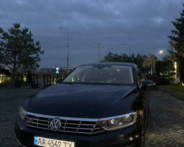 Чорний Фольксваген Пассат, об'ємом двигуна 1.8 л та пробігом 235 тис. км за 16500 $, фото 5 на Automoto.ua