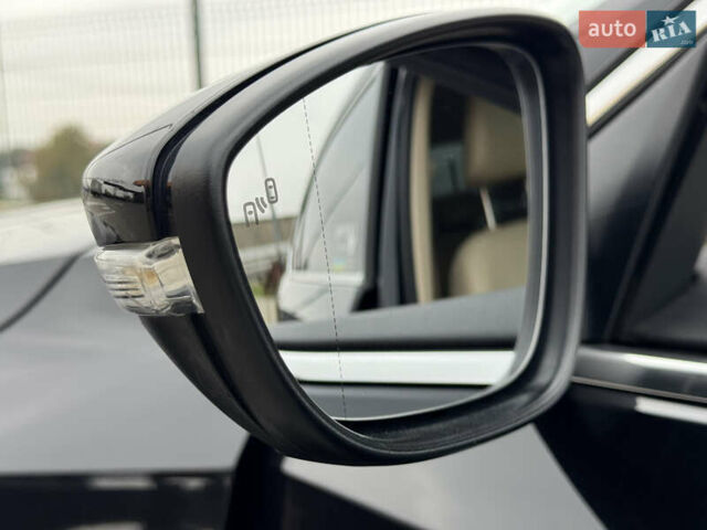 Чорний Фольксваген Пассат, об'ємом двигуна 2 л та пробігом 145 тис. км за 17200 $, фото 48 на Automoto.ua