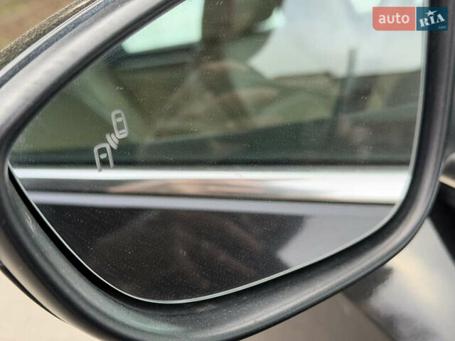 Чорний Фольксваген Пассат, об'ємом двигуна 2 л та пробігом 55 тис. км за 16200 $, фото 13 на Automoto.ua