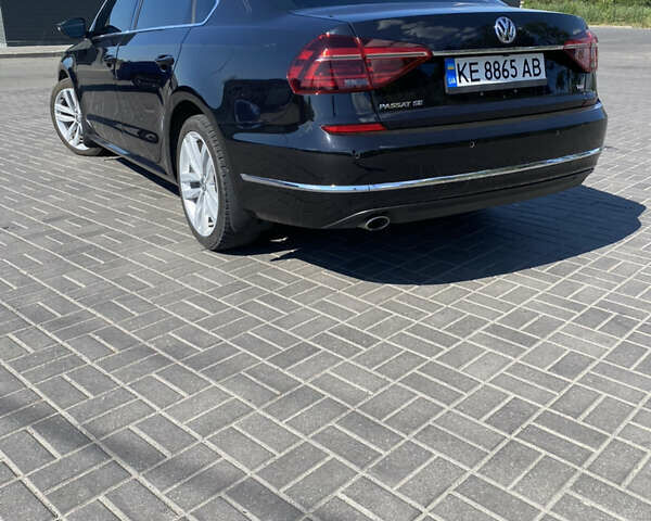 Черный Фольксваген Пассат, объемом двигателя 1.98 л и пробегом 134 тыс. км за 15199 $, фото 6 на Automoto.ua