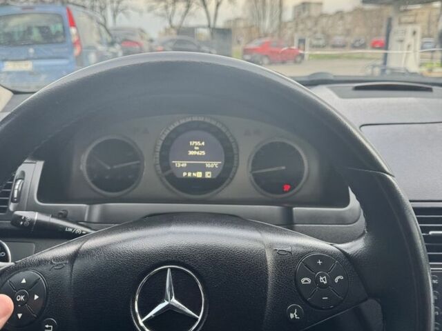 Чорний Фольксваген Пассат, об'ємом двигуна 2 л та пробігом 217 тис. км за 20600 $, фото 3 на Automoto.ua