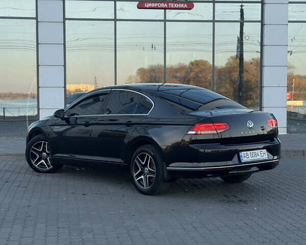 Черный Фольксваген Пассат, объемом двигателя 1.97 л и пробегом 225 тыс. км за 15950 $, фото 113 на Automoto.ua