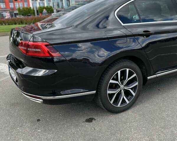 Черный Фольксваген Пассат, объемом двигателя 2 л и пробегом 176 тыс. км за 22300 $, фото 45 на Automoto.ua