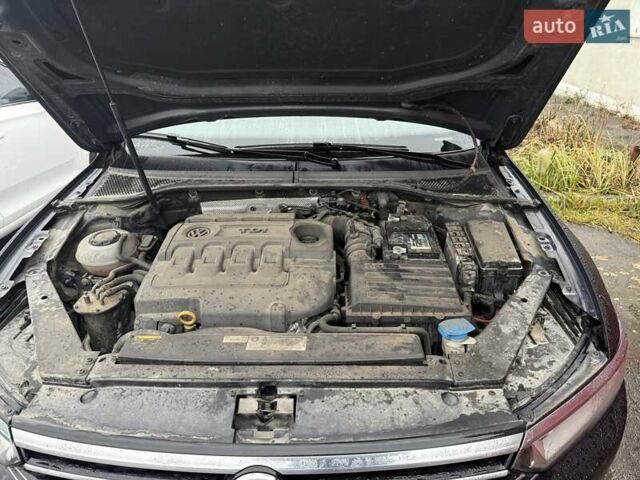 Черный Фольксваген Пассат, объемом двигателя 2 л и пробегом 258 тыс. км за 19500 $, фото 25 на Automoto.ua